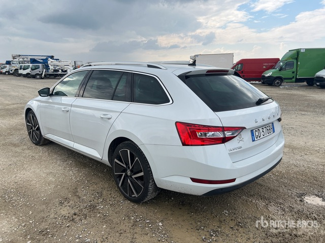 2020 Skoda Superb Wagon 2.0 TDI EVO 150CV EXECUTIVE Automobile - 汽车:图3 2020 Skoda Superb Wagon 2.0 TDI EVO 150CV EXECUTIVE Automobile - 汽车:图3