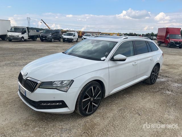 2020 Skoda Superb Wagon 2.0 TDI EVO 150CV EXECUTIVE Automobile - 汽车:图1 2020 Skoda Superb Wagon 2.0 TDI EVO 150CV EXECUTIVE Automobile - 汽车:图1