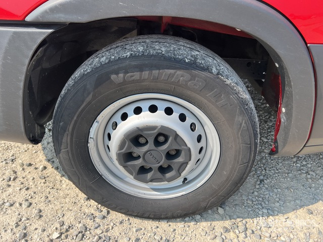 2021 Iveco Daily 35S12 H2 3520 Van Truck - 无侧窗厢式货车:图4 2021 Iveco Daily 35S12 H2 3520 Van Truck - 无侧窗厢式货车:图4