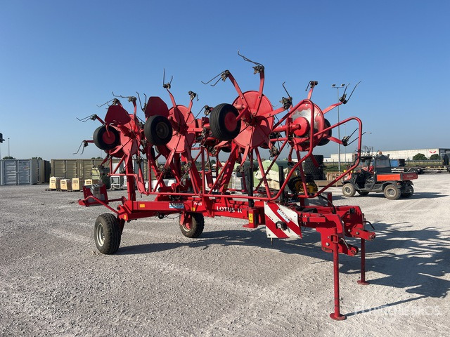 Lely Lotus 1020 Hay Tedder - 翻草机/ 搂草机:图1 Lely Lotus 1020 Hay Tedder - 翻草机/ 搂草机:图1