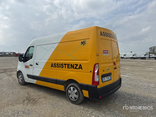 Nissan NV400 Autocarro furgonato - 紧凑型面包车:图1 Nissan NV400 Autocarro furgonato - 紧凑型面包车:图1