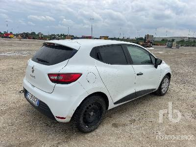 RENAULT CLIO ENERGY 1.5 DCI 75CV - 厢式卡车:图3 RENAULT CLIO ENERGY 1.5 DCI 75CV - 厢式卡车:图3