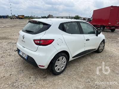 RENAULT CLIO ENERGY 1.5 DCI 75CV - 厢式卡车:图3 RENAULT CLIO ENERGY 1.5 DCI 75CV - 厢式卡车:图3