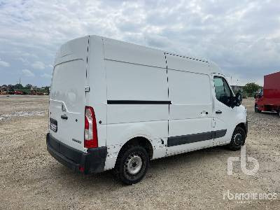 RENAULT MASTER 2.3 L2H2 T35 DCI 136CV ICE - 厢式卡车:图3 RENAULT MASTER 2.3 L2H2 T35 DCI 136CV ICE - 厢式卡车:图3