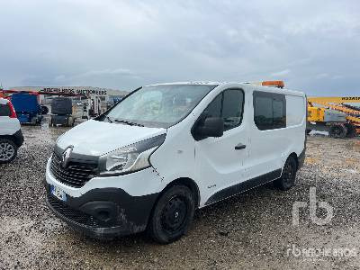 RENAULT TRAFIC 145 - 厢式卡车:图1 RENAULT TRAFIC 145 - 厢式卡车:图1