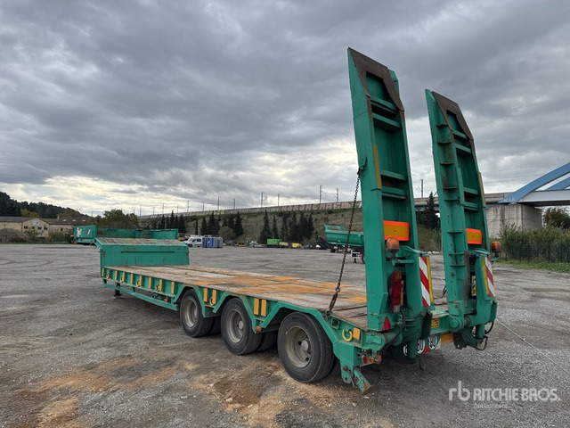 1999 TR AX Tri/A Semi-Remorque Porte-Engin ... Lowboy Trailer - 低装载拖车:图2 1999 TR AX Tri/A Semi-Remorque Porte-Engin ... Lowboy Trailer - 低装载拖车:图2
