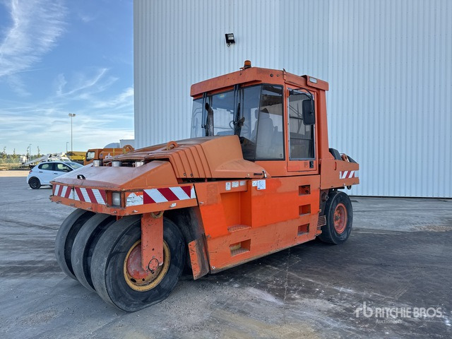 2001 Cat PS-300B 7 Wheel Compacteur Pneumatique ... Pneumatic Roller - 气动碾压机:图2 2001 Cat PS-300B 7 Wheel Compacteur Pneumatique ... Pneumatic Roller - 气动碾压机:图2