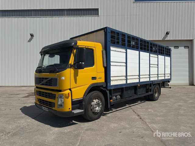 2003 Volvo FM12 420 4x2 Camion Betaillere Livestock Truck - 牲畜运输车:图2 2003 Volvo FM12 420 4x2 Camion Betaillere Livestock Truck - 牲畜运输车:图2