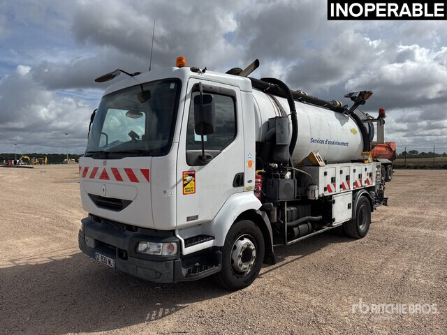 2005 Renault Midlum 220 dCi 2005 Rivard Cleanfos 16T on 4x2 ... Vacuum Excavator Truck - 真空车:图1 2005 Renault Midlum 220 dCi 2005 Rivard Cleanfos 16T on 4x2 ... Vacuum Excavator Truck - 真空车:图1