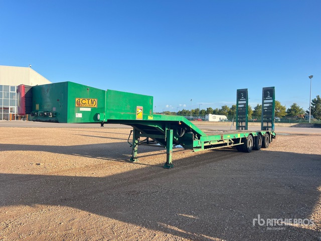2006 ACTM S46315 Semi-Remorque Porte-Engins 3 Es ... Lowboy Trailer - 低装载半拖车:图2 2006 ACTM S46315 Semi-Remorque Porte-Engins 3 Es ... Lowboy Trailer - 低装载半拖车:图2