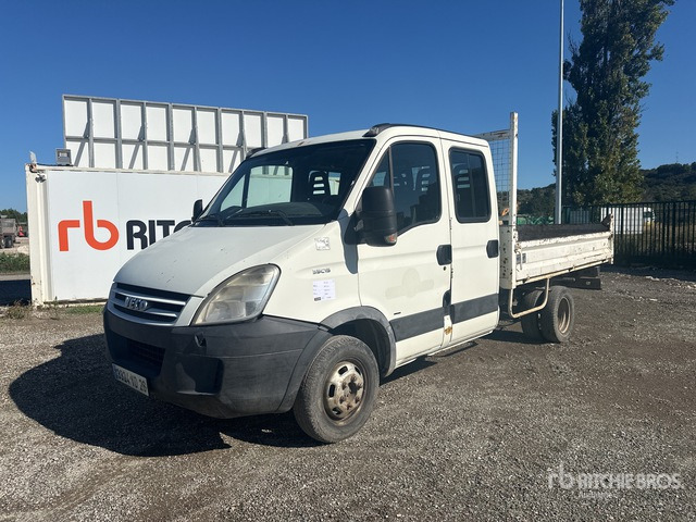 2007 Iveco 35C15 Crew Cab 4x2 Camion Benne Doubl ... S/A Dump Truck - 翻斗货车, 康比货车:图2 2007 Iveco 35C15 Crew Cab 4x2 Camion Benne Doubl ... S/A Dump Truck - 翻斗货车, 康比货车:图2