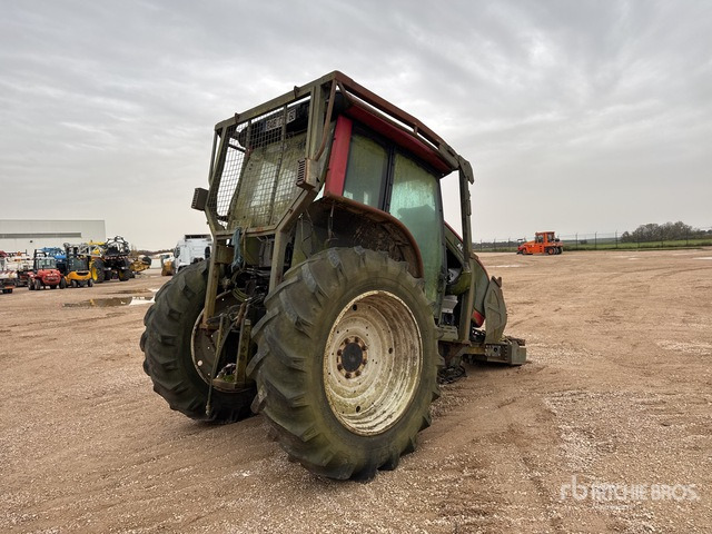 2009 Valtra N101 Tracteur Agricole (Inoperable) 4WD Tractor - 拖拉机:图4 2009 Valtra N101 Tracteur Agricole (Inoperable) 4WD Tractor - 拖拉机:图4
