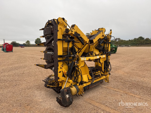 2010 New Holland FI470 Bec A Mais 10 Rangs 10 Row Corn Forage Harvester Header - 玉米收割装置:图4 2010 New Holland FI470 Bec A Mais 10 Rangs 10 Row Corn Forage Harvester Header - 玉米收割装置:图4