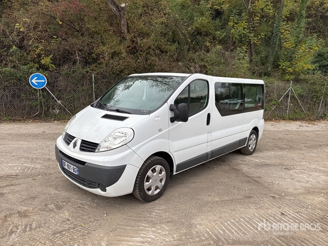 2010 Renault Trafic Minibus Minivan - 其他机械:图1 2010 Renault Trafic Minibus Minivan - 其他机械:图1