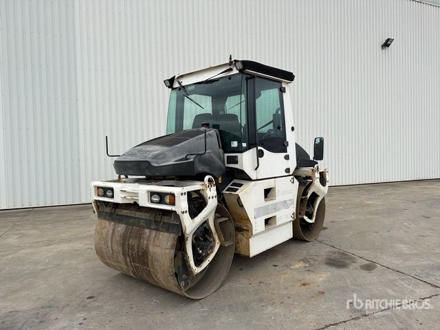 2011 Bomag BW154AP-AM Compacteur Vibrant Tandem Double Drum Roller - 压路机:图1 2011 Bomag BW154AP-AM Compacteur Vibrant Tandem Double Drum Roller - 压路机:图1