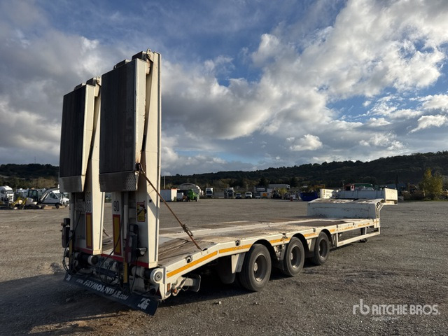 2012 Faymonville Multimax Tri/A Semi-Remorque Porte-Engin ... Lowboy Trailer - 低装载拖车:图2 2012 Faymonville Multimax Tri/A Semi-Remorque Porte-Engin ... Lowboy Trailer - 低装载拖车:图2