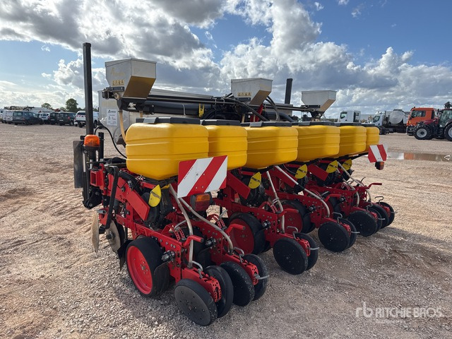 2012 Matermacc MS 8130 6 Row Semoir Monograine 6 Rangs Planter - 精准播种机:图3 2012 Matermacc MS 8130 6 Row Semoir Monograine 6 Rangs Planter - 精准播种机:图3