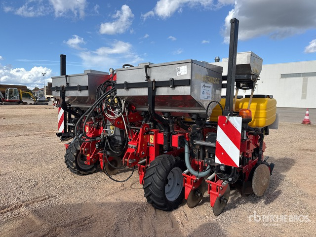 2012 Matermacc MS 8130 6 Row Semoir Monograine 6 Rangs Planter - 精准播种机:图4 2012 Matermacc MS 8130 6 Row Semoir Monograine 6 Rangs Planter - 精准播种机:图4