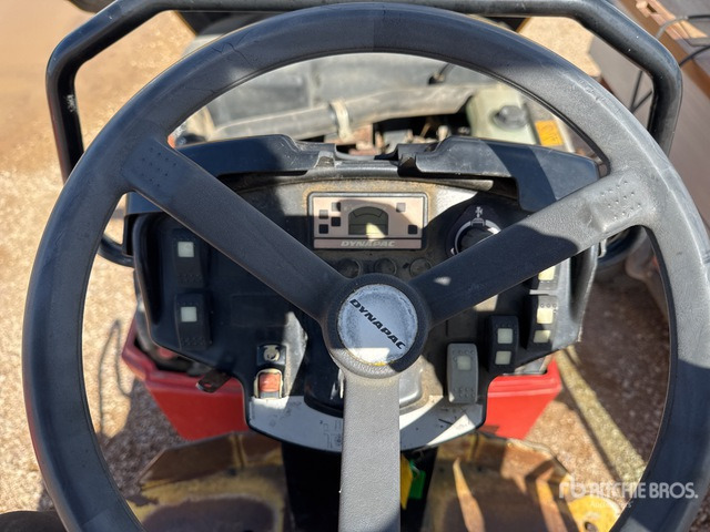 2013 Dynapac CC1300 Compacteur Vibrant Tandem Double Drum Roller - 压路机:图3 2013 Dynapac CC1300 Compacteur Vibrant Tandem Double Drum Roller - 压路机:图3