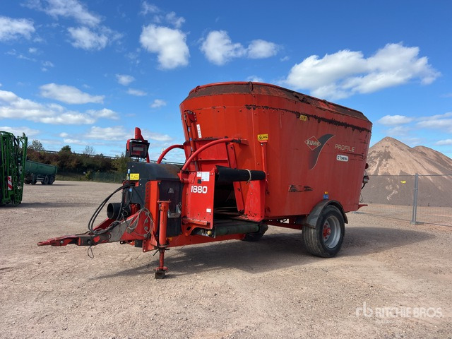 2013 Kuhn Profile 1880 Melangeuse Distributrice 1 Essi ... Feed Mixer - 饲料搅拌车:图1 2013 Kuhn Profile 1880 Melangeuse Distributrice 1 Essi ... Feed Mixer - 饲料搅拌车:图1