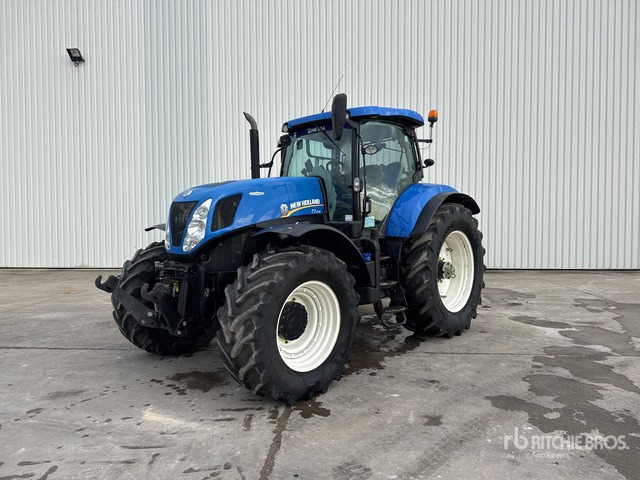 2015 New Holland T7.235 Auto Command 4x4 Tracteur Agricole 4WD Tractor - 拖拉机:图1 2015 New Holland T7.235 Auto Command 4x4 Tracteur Agricole 4WD Tractor - 拖拉机:图1
