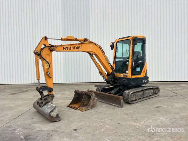 2018 Hyundai R35Z9 Mini-Pelle Mini Excavator: <6.6t - 小型挖掘机:图2 2018 Hyundai R35Z9 Mini-Pelle Mini Excavator: <6.6t - 小型挖掘机:图2