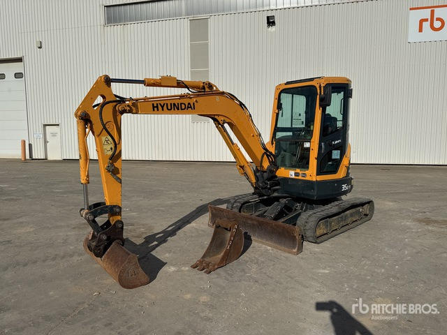 2018 Hyundai R35Z9 Mini-Pelle Mini Excavator: <6.6t - 小型挖掘机:图1 2018 Hyundai R35Z9 Mini-Pelle Mini Excavator: <6.6t - 小型挖掘机:图1