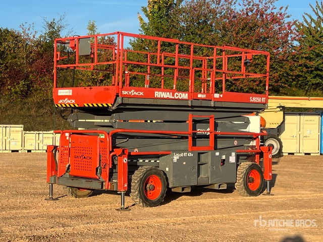 2018 Skyjack SJ9250 RT 4x4 Nacelle Ciseaux Scissor Lift - 剪式升降机:图1 2018 Skyjack SJ9250 RT 4x4 Nacelle Ciseaux Scissor Lift - 剪式升降机:图1