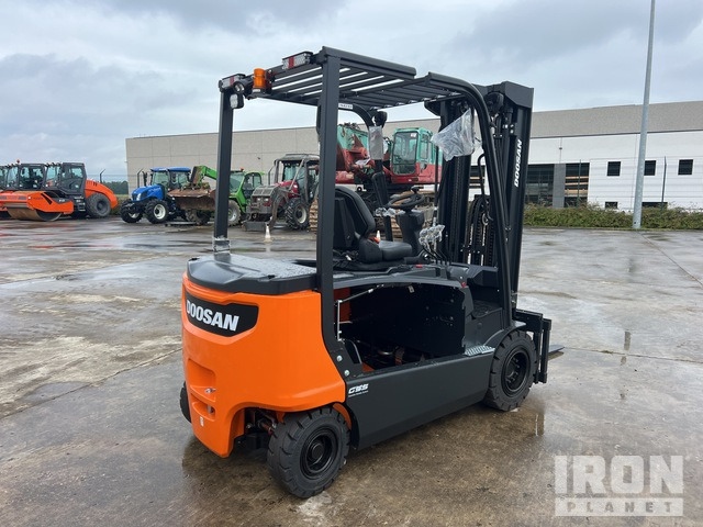 2023 Doosan B35X-7 PLUS 3500 kg Chariot Elevateur Elect ... Electric Forklift - 电动叉车:图4 2023 Doosan B35X-7 PLUS 3500 kg Chariot Elevateur Elect ... Electric Forklift - 电动叉车:图4