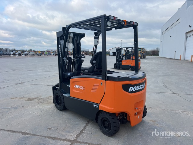 2023 Doosan B35X-7 PLUS 3500 kg Chariot Elevateur Elect ... Electric Forklift - 电动叉车:图3 2023 Doosan B35X-7 PLUS 3500 kg Chariot Elevateur Elect ... Electric Forklift - 电动叉车:图3