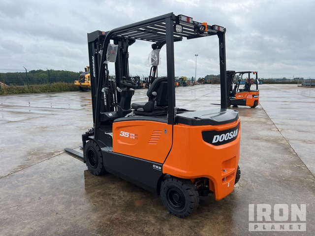 2023 Doosan B35X-7 PLUS 3500 kg Chariot Elevateur Elect ... Electric Forklift - 电动叉车:图3 2023 Doosan B35X-7 PLUS 3500 kg Chariot Elevateur Elect ... Electric Forklift - 电动叉车:图3
