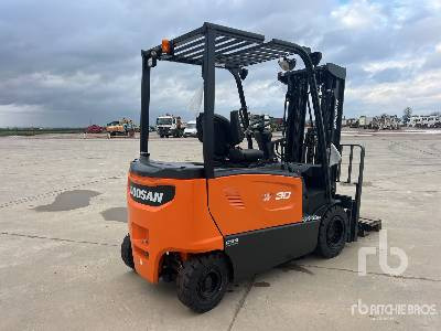 DOOSAN B30X-7 PLUS 3000 kg (Unused) - 电动叉车:图3 DOOSAN B30X-7 PLUS 3000 kg (Unused) - 电动叉车:图3