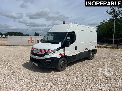 IVECO DAILY 35-140 Vhicule Utilitaire (Inoperable) - 厢式卡车:图1 IVECO DAILY 35-140 Vhicule Utilitaire (Inoperable) - 厢式卡车:图1