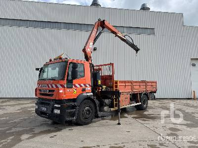 IVECO STRALIS 310 2008 Fassi F130A21 Articulated ... - 栏板式/ 平板卡车, 起重车:图2 IVECO STRALIS 310 2008 Fassi F130A21 Articulated ... - 栏板式/ 平板卡车, 起重车:图2