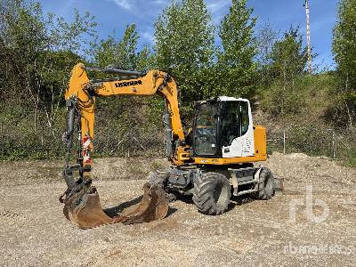 LIEBHERR A912 COMPACT Pelle Sur Pneus - 轮式挖掘机:图1 LIEBHERR A912 COMPACT Pelle Sur Pneus - 轮式挖掘机:图1