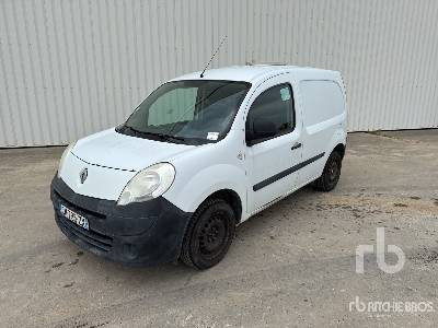 RENAULT KANGOO Vehicule Utilitaire - 无侧窗厢式货车:图1 RENAULT KANGOO Vehicule Utilitaire - 无侧窗厢式货车:图1