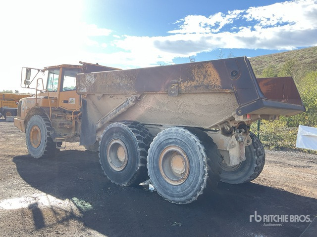 2004 Volvo A25D 6x6. Articulated Dump Truck - 铰接式自卸车:图3 2004 Volvo A25D 6x6. Articulated Dump Truck - 铰接式自卸车:图3