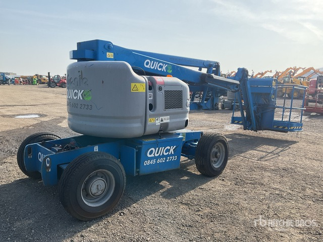 2007 Genie Z45/25 2WD Hybrid Articulating Boom Lift - 铰接臂:图3 2007 Genie Z45/25 2WD Hybrid Articulating Boom Lift - 铰接臂:图3