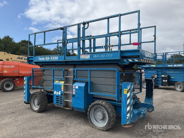 2008 Genie GS-5390 4x4 Diesel Scissor Lift - 剪式升降机:图3 2008 Genie GS-5390 4x4 Diesel Scissor Lift - 剪式升降机:图3