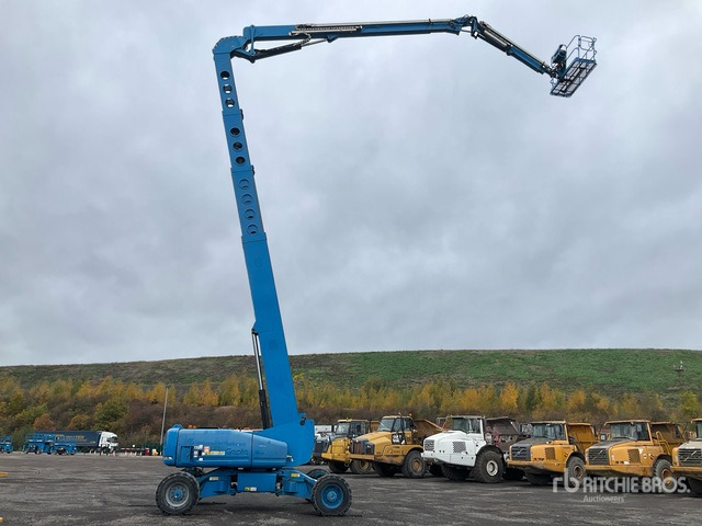 2010 Genie Z135/70 4WD Diesel Articulating Boom Lift - 铰接臂:图1 2010 Genie Z135/70 4WD Diesel Articulating Boom Lift - 铰接臂:图1