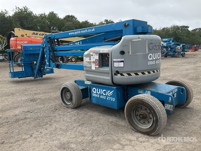2011 Genie Z4525J 2WD Hybrid Articulating Boom Lift - 铰接臂:图4 2011 Genie Z4525J 2WD Hybrid Articulating Boom Lift - 铰接臂:图4