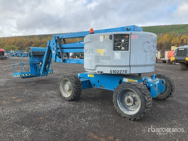2014 Genie Z45/25 4WD Diesel Articulating Boom Lift - 铰接臂:图4 2014 Genie Z45/25 4WD Diesel Articulating Boom Lift - 铰接臂:图4