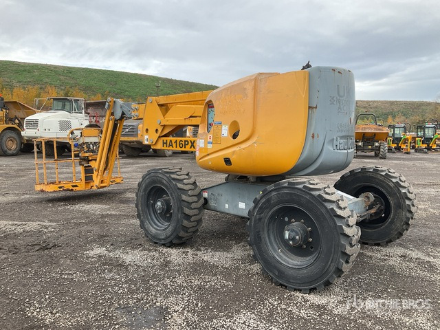 2014 Haulotte HA16PX 4WD Diesel Articulating Boom Lift - 铰接臂:图3 2014 Haulotte HA16PX 4WD Diesel Articulating Boom Lift - 铰接臂:图3