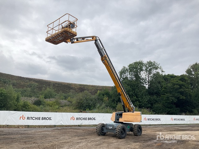 2014 Haulotte HT23RTJ 4WD Diesel Telescopic Boom Lift - 甩刀式割草机/ 表土疏松机:图1 2014 Haulotte HT23RTJ 4WD Diesel Telescopic Boom Lift - 甩刀式割草机/ 表土疏松机:图1