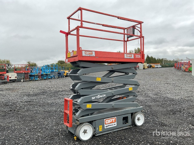 2015 Skyjack SJ 3226 2015 Skyjack SJ3226 Scissor Lift Scissor Lift - 剪式升降机:图4 2015 Skyjack SJ 3226 2015 Skyjack SJ3226 Scissor Lift Scissor Lift - 剪式升降机:图4
