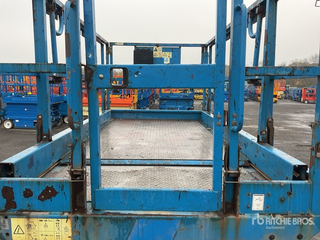 2018 Genie GS3369RT 4x4 Diesel Scissor Lift - 剪式升降机:图5 2018 Genie GS3369RT 4x4 Diesel Scissor Lift - 剪式升降机:图5