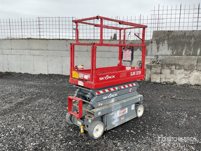 2018 Skyjack SJIII3219 2018 Skyjack SJ3219 Scissor Lift Scissor Lift - 剪式升降机:图1 2018 Skyjack SJIII3219 2018 Skyjack SJ3219 Scissor Lift Scissor Lift - 剪式升降机:图1