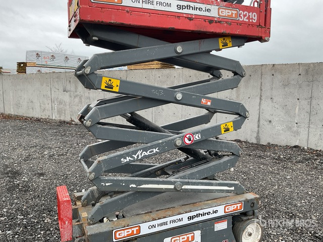 2018 Skyjack SJIII3219 2018 Skyjack SJ3219 Scissor Lift Scissor Lift - 剪式升降机:图5 2018 Skyjack SJIII3219 2018 Skyjack SJ3219 Scissor Lift Scissor Lift - 剪式升降机:图5