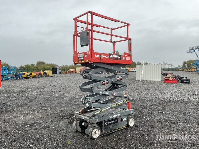 2018 Skyjack SJIII3219 2018 Skyjack SJ3219 Scissor Lift Scissor Lift - 剪式升降机:图4 2018 Skyjack SJIII3219 2018 Skyjack SJ3219 Scissor Lift Scissor Lift - 剪式升降机:图4