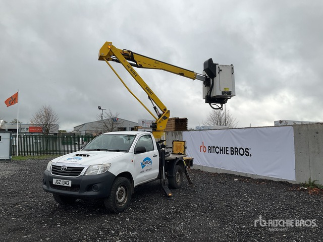 2018 Toyota Hilux 2018 Versalift LAT-38-135-H on 2018 Toyota Hilux 4x4 Bucket Truck Bucket Truck - 车载空中平台:图2 2018 Toyota Hilux 2018 Versalift LAT-38-135-H on 2018 Toyota Hilux 4x4 Bucket Truck Bucket Truck - 车载空中平台:图2